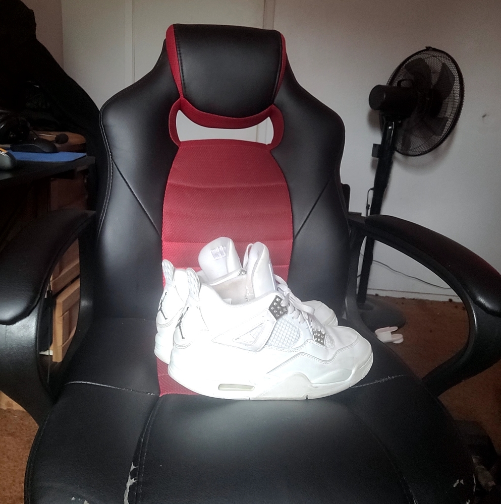Jordan 4s pure money's